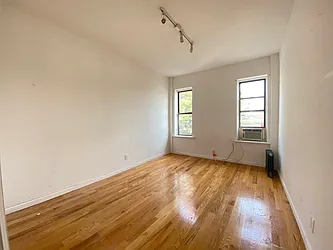 Rented by Lang Realty LLC