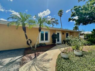 1154 Cooper Dr, Naples, FL 34103