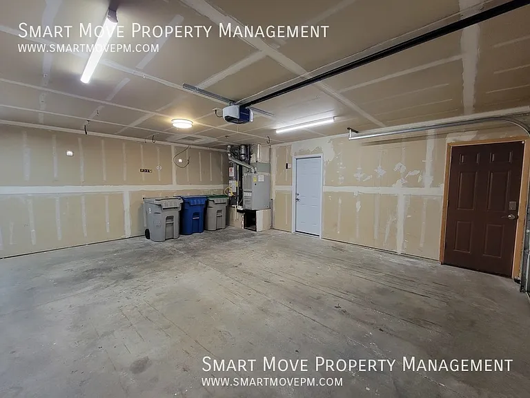 2705 E Mendota Dr — Photo 27