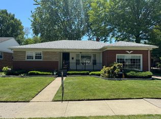 121 Huron Ave, Mount Clemens, MI