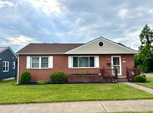 714 N 10th St, Selinsgrove, PA 17870