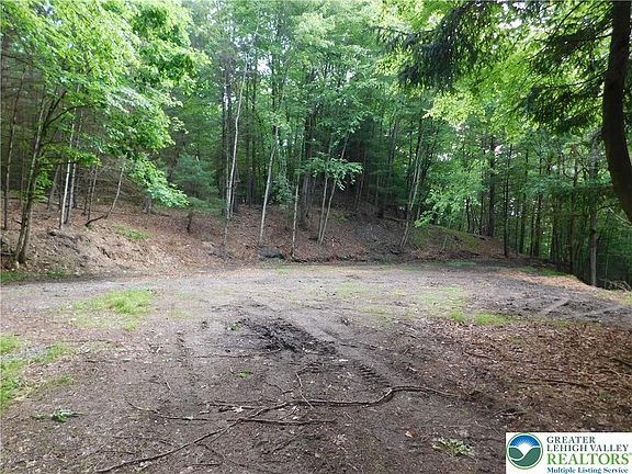 3rd image of 229 Cemetary Rd