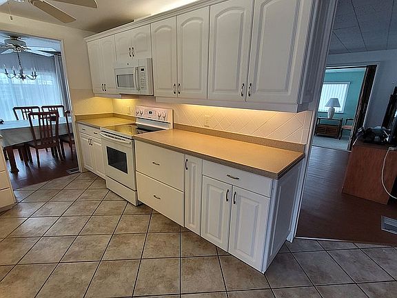 3rd image of 8311 Morgan Dr