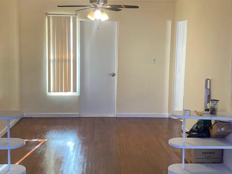 4188 Chamoune Ave — Photo 18