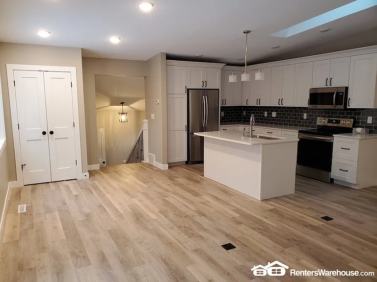 5531 Pompano Dr — Photo 26