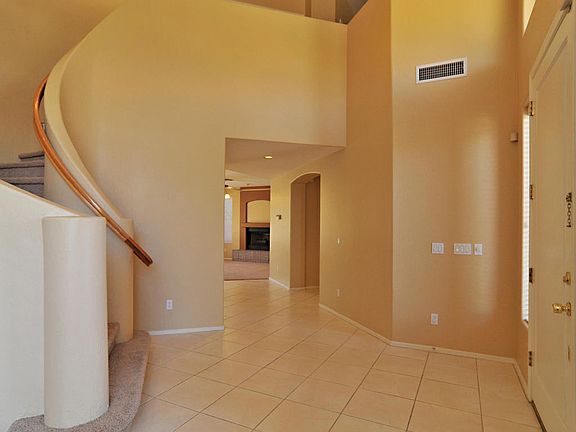 3rd image of 5107 E Kelton Ln