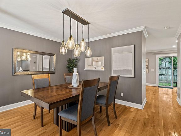 5th image of 100 Parker Ave Unit 10