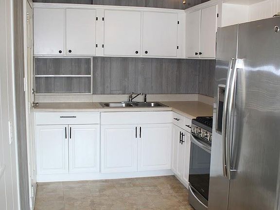 2nd image of 2703 Depauw Ave