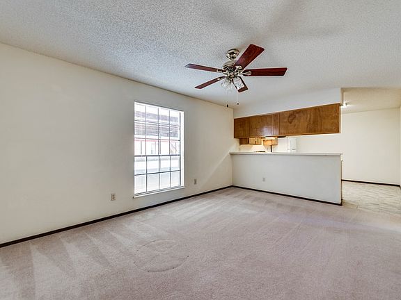 5th image of 2901 W Louisiana Ave APT 15