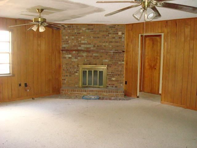 2nd image of 16 Jimmy Lee Rd