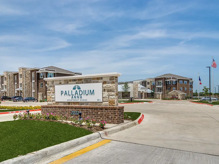 Palladium Anna — Photo 9