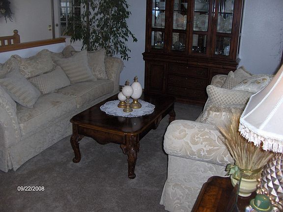 3rd image of 4035 Misty Dr