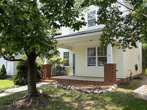 3rd image of 10845 Connally Ln