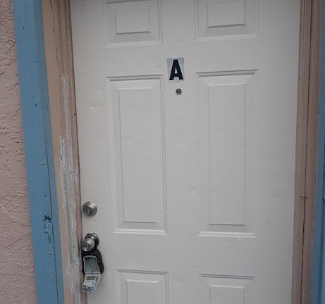 2nd image of 629 Woodlawn St