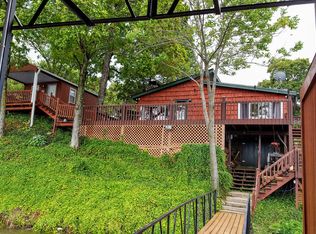 1484 Apache Point Dr, Climax Springs, MO 65324