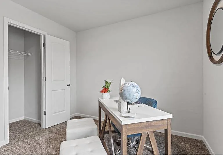 Oak Woods Townhomes — Photo 62