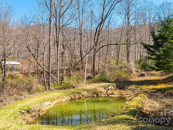 112 Arthurs Pl, Canton, NC 28716