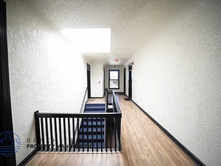 402 N. Soto St. — Photo 8