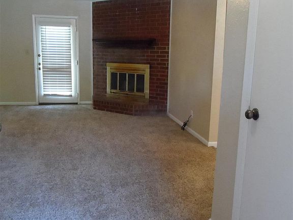 3rd image of 1108 America Dr