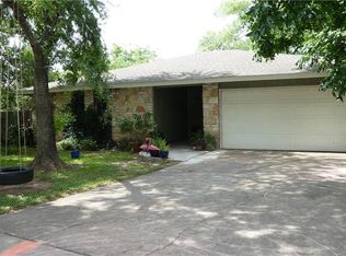1203 Wroxton Way, Round Rock, TX 78664