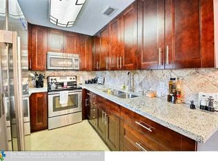 360 NE 56th St, Fort Lauderdale, FL 33334