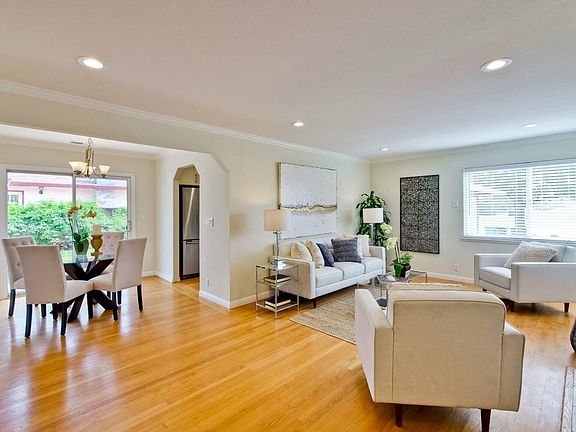 5th image of 3105 Machado Ave