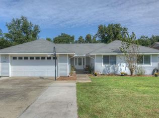 3372 Santa Rosa Dr, Gulf Breeze, FL 32563