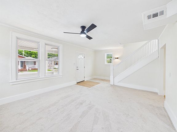 4th image of 4320 Hughes St