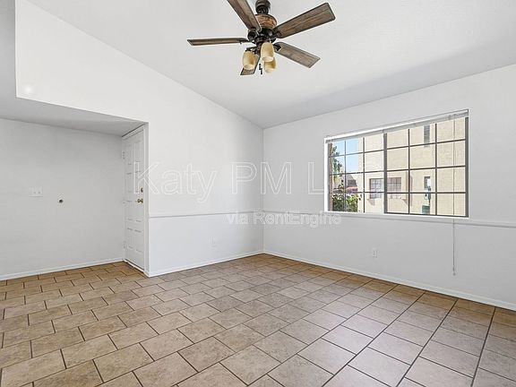 3rd image of 2020 W Union Hills Dr Unit 122