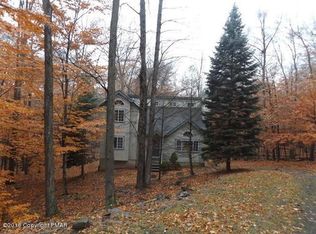 203 White Pine Dr, Pocono Lake, PA 18347