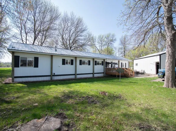 19066 Eastwood Dr, Osakis, MN 56360