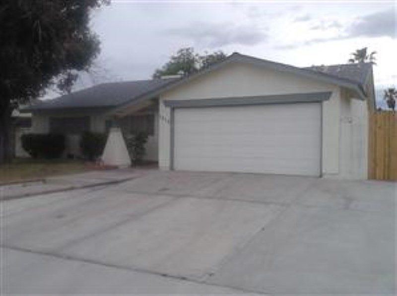 1st image of 1816 Hermitage Dr