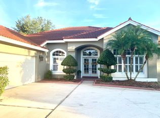 30303 Laurelwood Ln, Zephyrhills, FL 33543