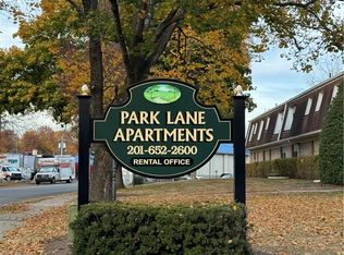 436 Park Ln, Warwick, NY 10990