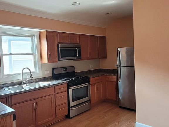 2nd image of 5365 N Magnet Ave #2