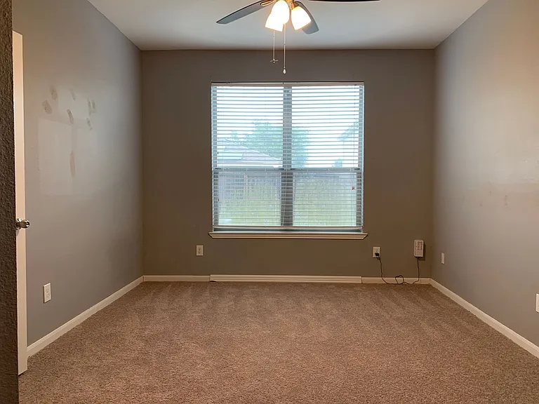 17038 Wilthorne Gardens Ct — Photo 11