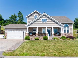 117 Summits Rdg, Morgantown, WV 26508