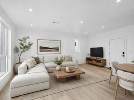 10746 Hortense St, North Hollywood, CA