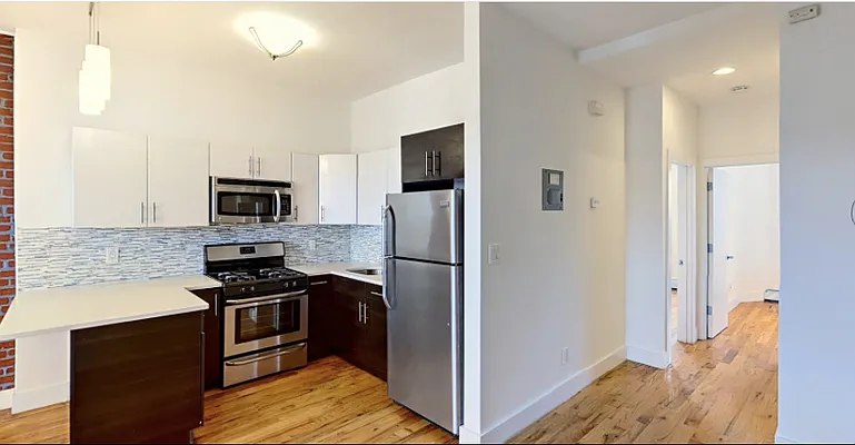 Rented by Evergreen Realty & Investments | media 4