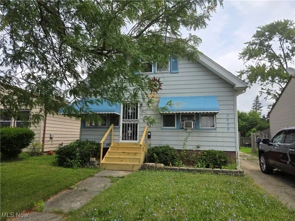 3909 W 117th St, Cleveland, OH 44111