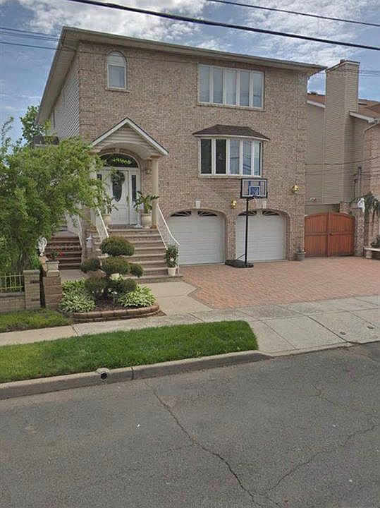 1st image of 313 Copeland Ave #2