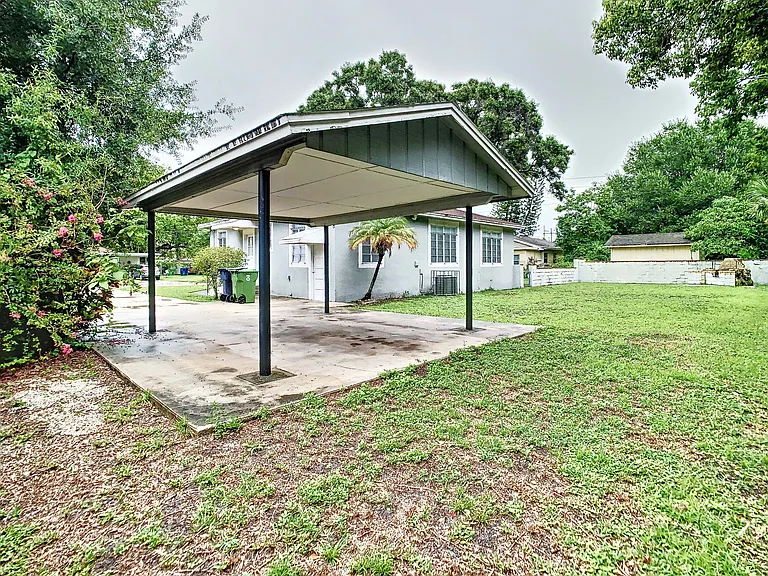 2211 Durham St — Photo 33