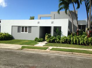 355 Calle Rey Carlos, Guaynabo, PR 00969