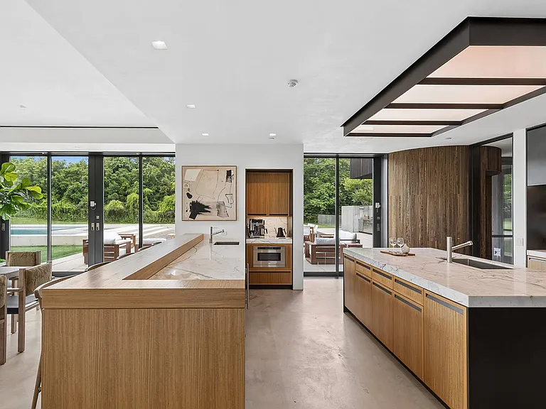 408 Further Ln — Photo 8