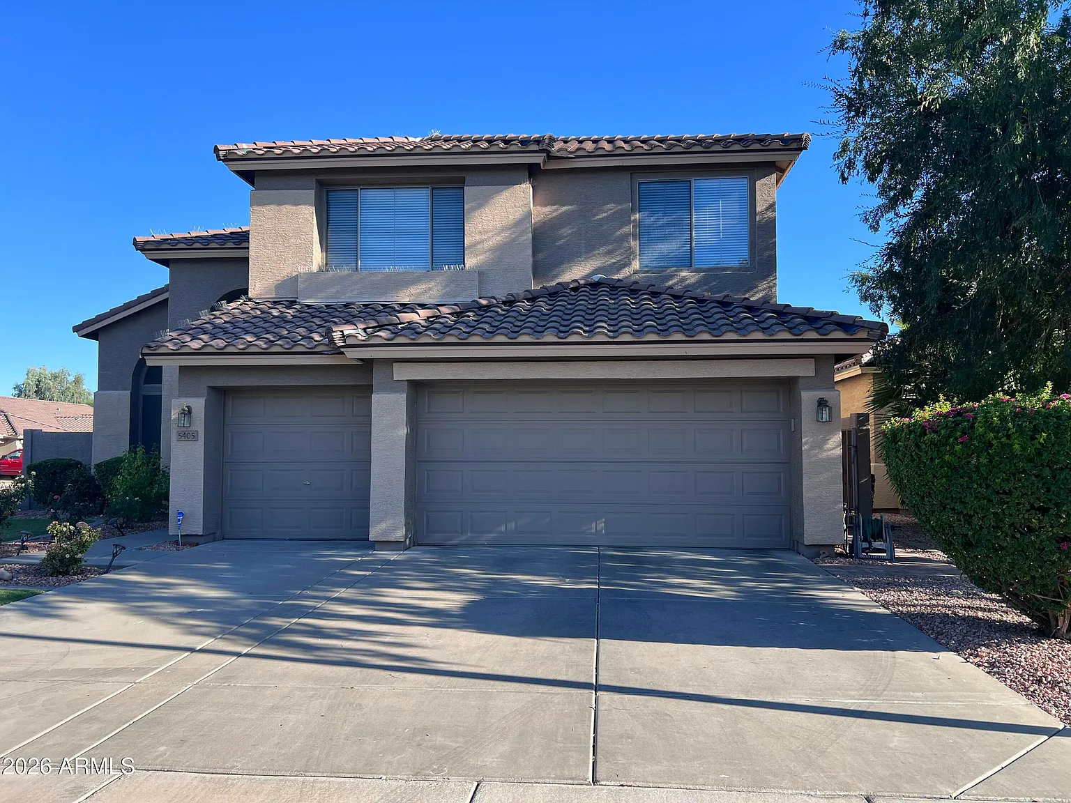 5 bed, 3.0 bath, 2649 sqft, $2,900 — Photo 2