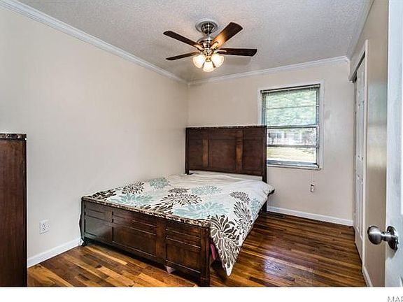 4th image of 1880 Flordawn Dr