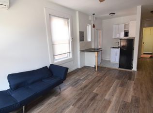 220 Buckingham Pl, Philadelphia, PA 19104
