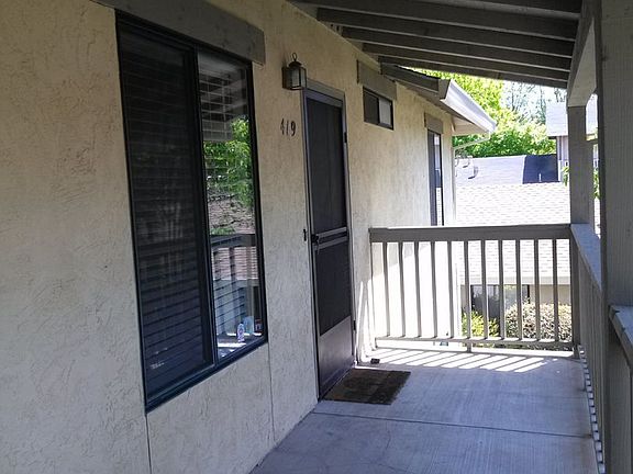 4th image of 419 7th St W