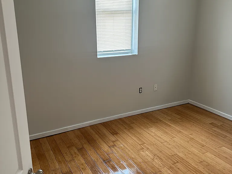 1319 N 15th St #3 — Photo 9