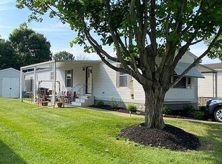69 F St SW, Navarre, OH